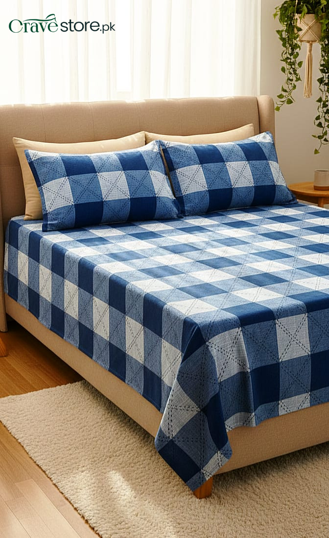 Printed Buffalo Plaid King Size Microfiber Flat Bedsheet Set with Pillow Covers