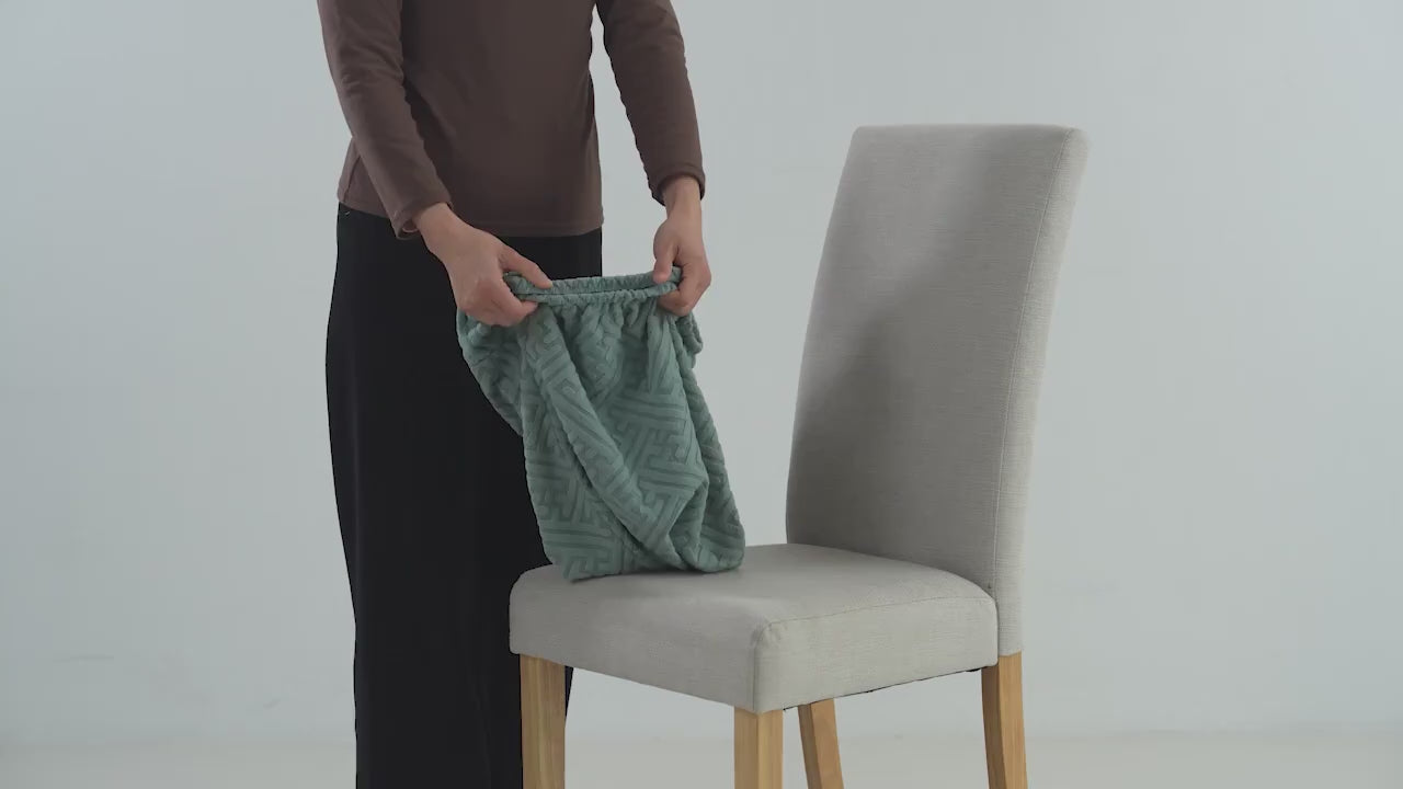 China Mazed Chair Cover Maroon